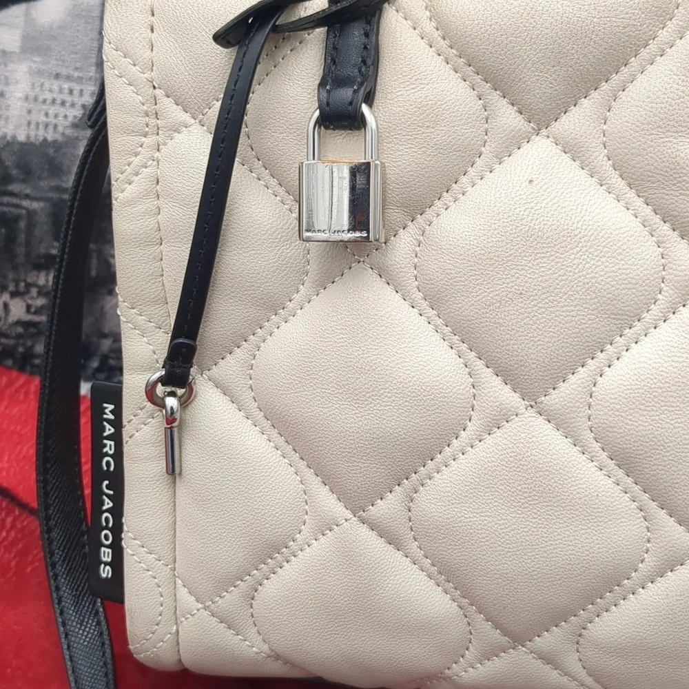 Marc Jacobs Mini Quilted Bag - Picture 2 of 16